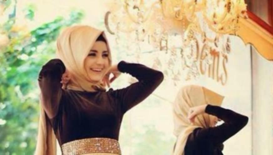 Tips Memakai Hijab Tumpang untuk Pesta